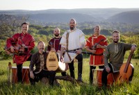 Bársony Bálint és a Magyar Rhapsody Projekt – A Selyemút hangjai a Várkert Bazár műsorán!
